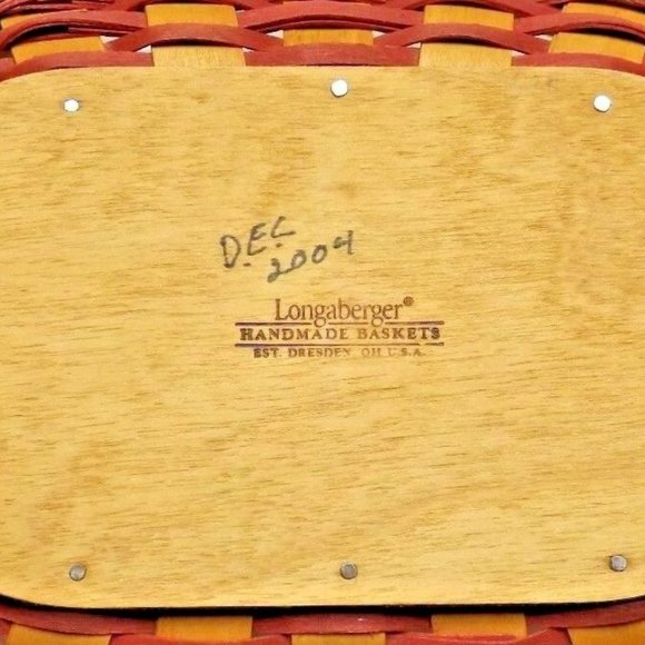 Longaberger 2004 Christmas Collection Red Get Together Basket w/ Liner Protector - Picture 15 of 15